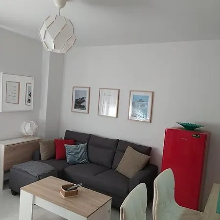 Precioso Apartamento Con Aparcamiento A 10m Playa *
